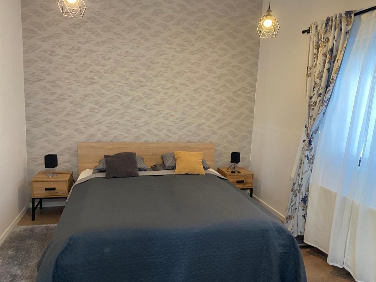 Fressh House Διαμέρισμα Sincraieni Εξωτερικό φωτογραφία